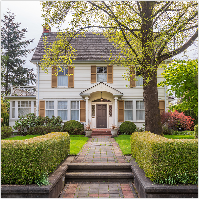 colonial style house